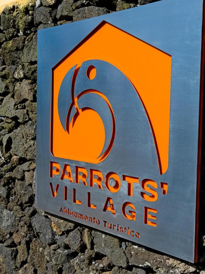 Parrots'Village Rabo de Peixe Exterior foto